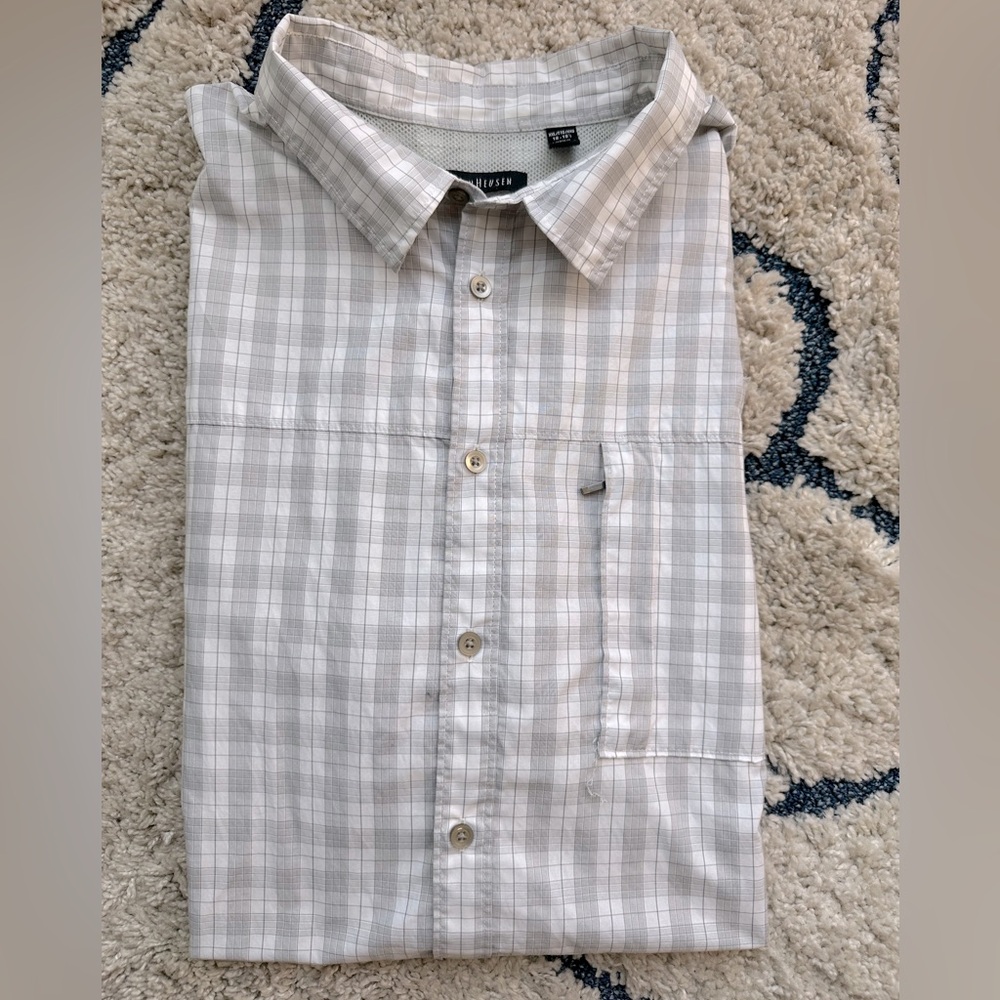 Men’s Van Heusen Traveler zip pocket lightweight button down size 2XL